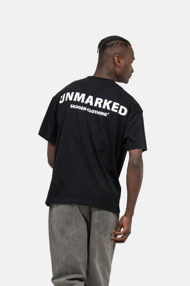 UNMARKED T-shirt Sort